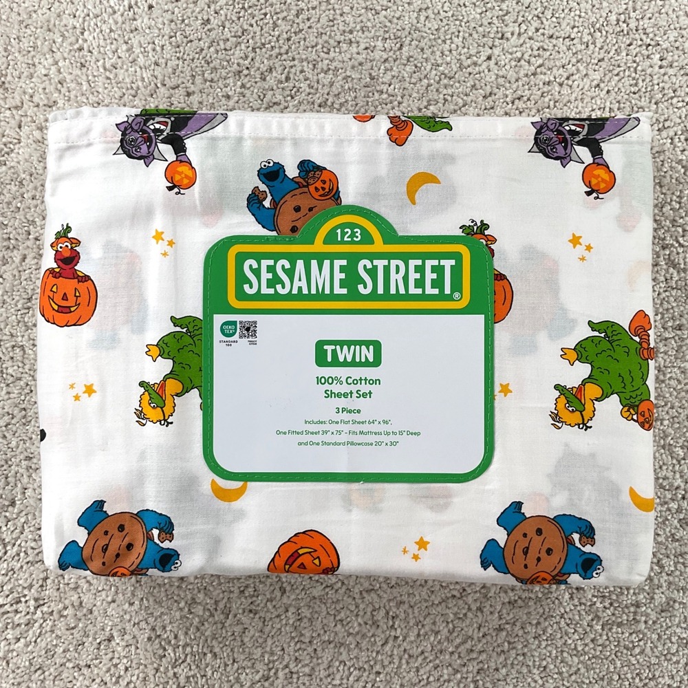 Sesame Street Halloween Twin Sheet Set 3pc 100% Cotton Elmo Cookie Monster NEW